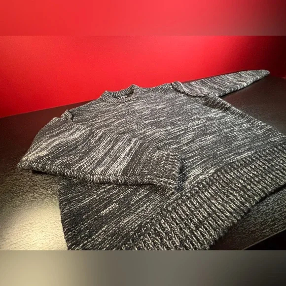 UGG Women's Avianna Crewneck Sweater - Picture 2 of 3